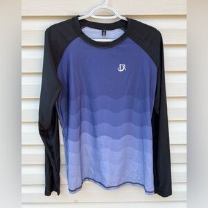 Deerose Women’s Gradient Rash Guard UPF 50+ Swim Shirt. Size XL